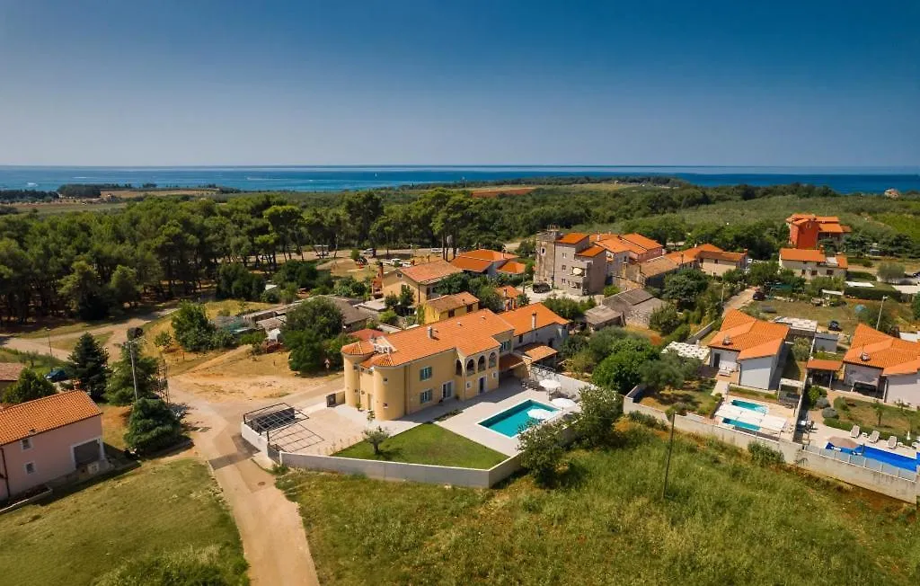 Villa Lucilla By Villas Guide Dajla Kroatien